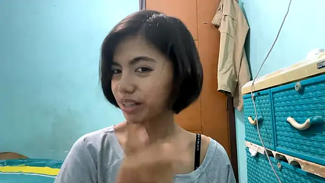 ห้องแชทสดของ YukikoSchaefers