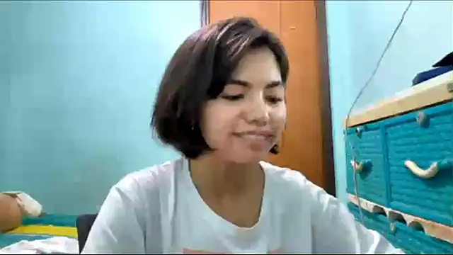 YukikoSchaefers Live chatroom