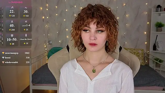 Živá chatovací místnost Kira__Fluffy