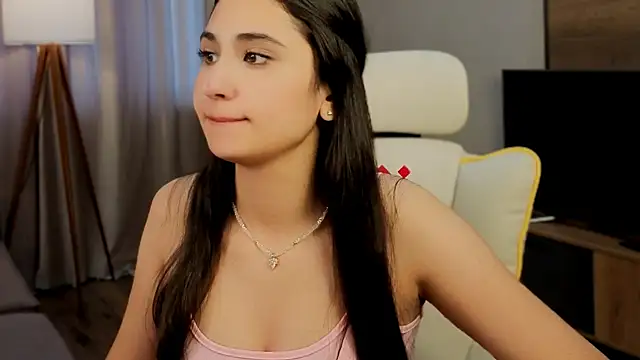 Živá chatovací místnost honeylanaa
