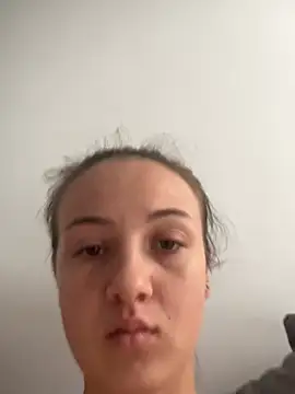 חדר צ'אט בשידור חי של Ana_bella_wella