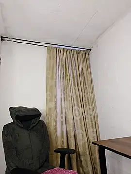 Waruicat Adlı Modelin Canlı Sohbet Odası