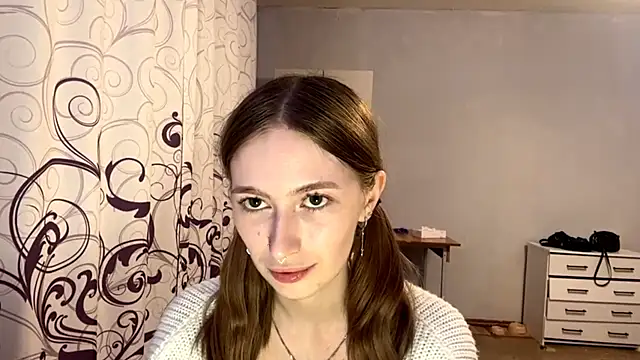 BrianneFarabee чат на живо