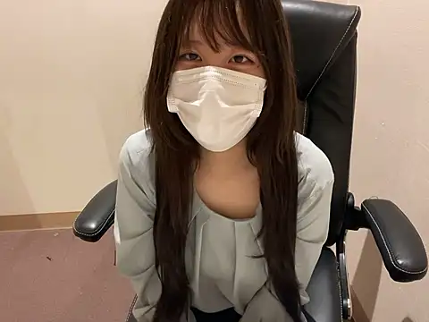 miniminimo_o's Live Chat Room