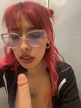 MeraSecretXXX Live Chatraum