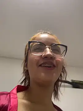 Peyton_Roses Adlı Modelin Canlı Sohbet Odası