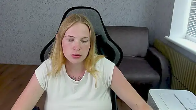 NikkyReyyy – live chatrum