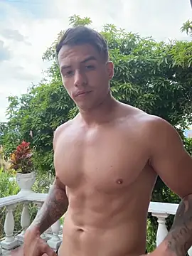 Jamess_White Show Webcam