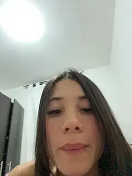 חדר צ'אט בשידור חי של Miah_Carter