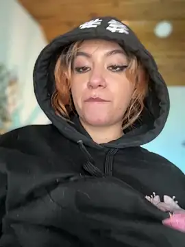 NikkiNix 실시간 채팅방