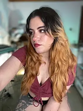 NikkiNix чат на живо