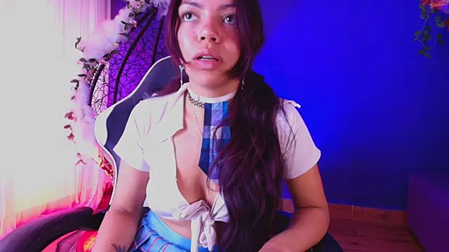 GoddessJulieta_'s Live Chat Room