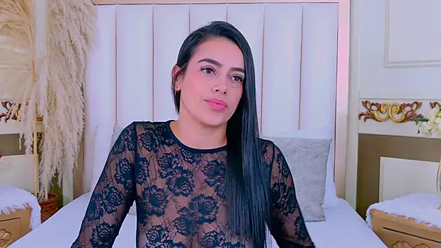 CamilaSantorini Adlı Modelin Canlı Sohbet Odası