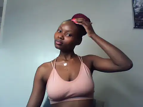 Lanita_Lata Adlı Modelin Canlı Sohbet Odası