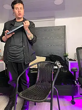 inkedsinners_ Live Chatraum