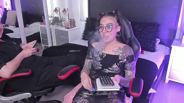 inkedsinners_ – live chatrum