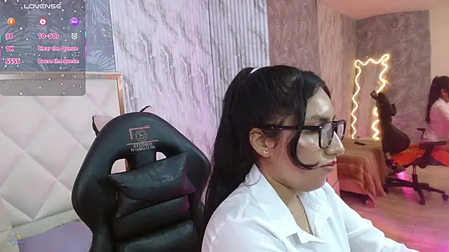 fiory_tay – live chatrum