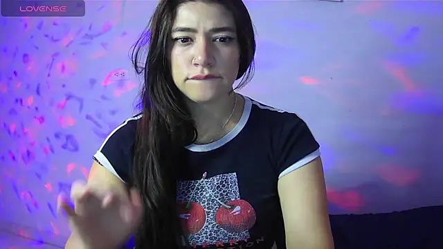غرفة دردشة alythia المباشرة