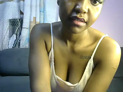 Chat soba uživo modela Africana_sexy