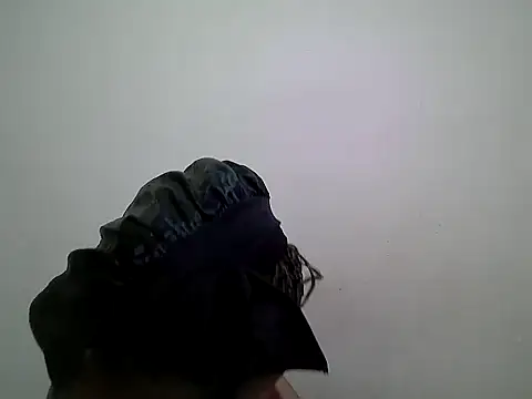 Miss_rihanna Adlı Modelin Canlı Sohbet Odası
