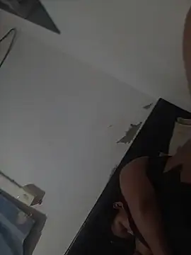 katecc Adlı Modelin Canlı Sohbet Odası