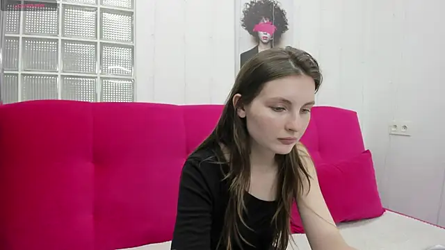 Pokój czatu na żywo – Shyly__Lisa