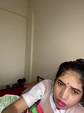 Bmw_sparklingwhite's Live Chat Room