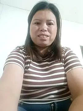 Phòng Chat Trực Tiếp -Yeyi-