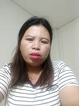 -Yeyi- Live Chatraum
