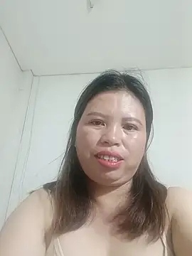 -Yeyi-'s Live Chat Room