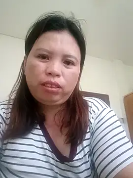 -Yeyi- Live Chatraum