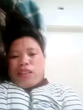 -Yeyi- Live Chatraum
