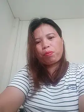 -Yeyi- Live Chatraum