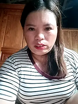 -Yeyi- 现场聊天室