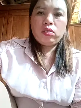 -Yeyi- – live chatrum