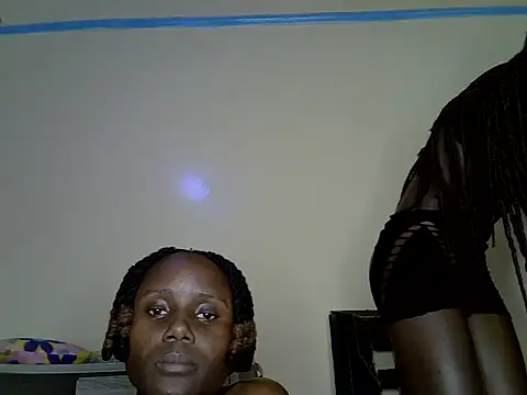 kiki8390 – live chatrum