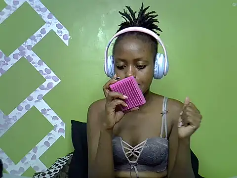 Slim_shedy1's Live Chat Room