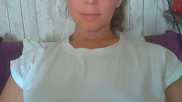Bella--White live-chat rom
