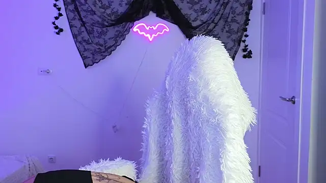 Phòng Chat Trực Tiếp LilithMadden