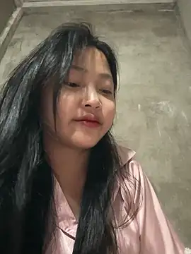hinami-lo – live chatrum