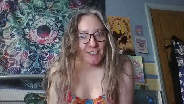 Izzylove47 live-chat rom