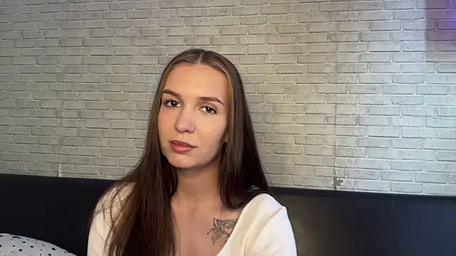 Vitacute's Live Chat Room