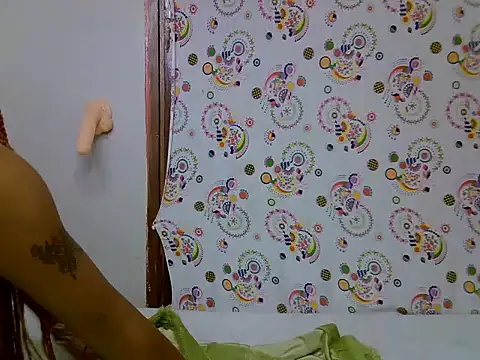 غرفة دردشة budy_wet المباشرة
