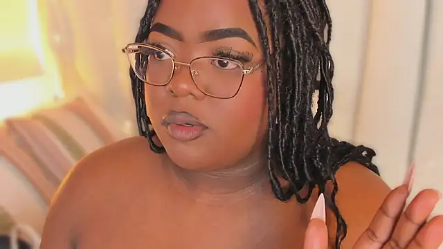 Ayanaa_Ebony_ Cameră chat live