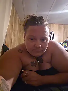 subbybabygirl696985's Live Chat Room