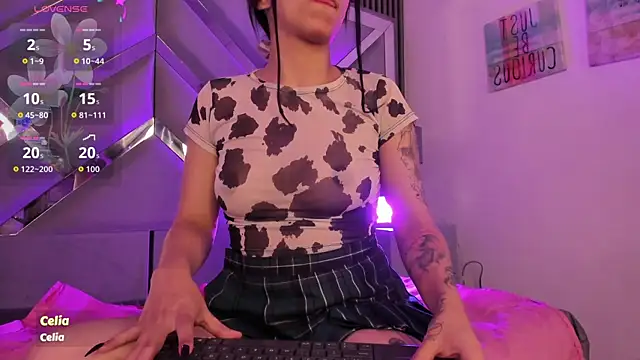 Chat soba uživo modela ByVanessa