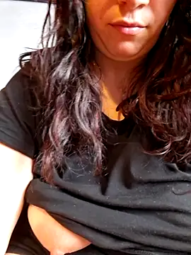 Rossyta_r Adlı Modelin Canlı Sohbet Odası