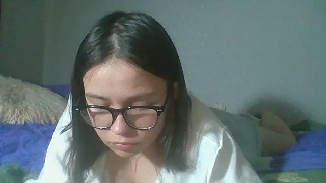 RiaLowelyt 실시간 채팅방