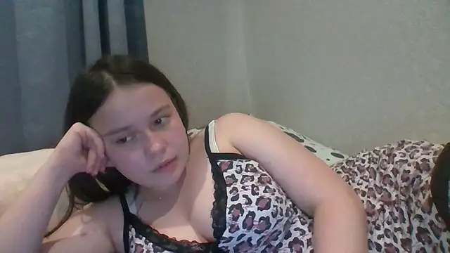RiaLowelyt Live Chatraum