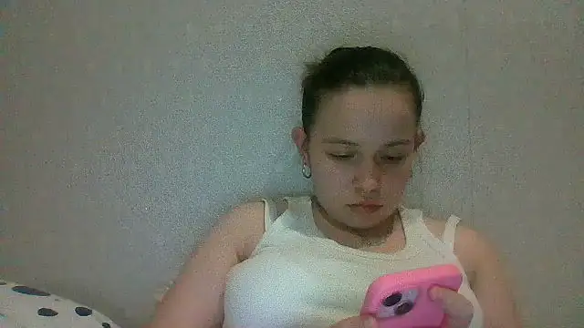 Sala de chat en directo de RiaLowelyt